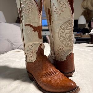Authentic Vintage  Lucchese UT Longhorn Boots